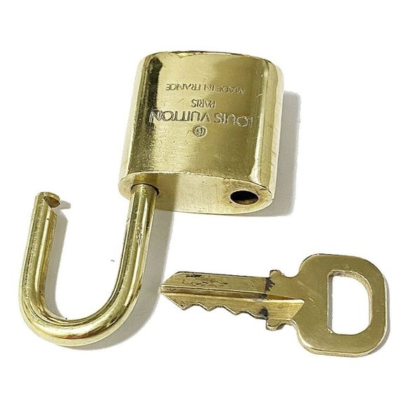 Authentic LOUIS VUITTON LV 10 SET PADLOCK KEY BAG CHARM CADENA GOLD-PLATED - Picture 3 of 4